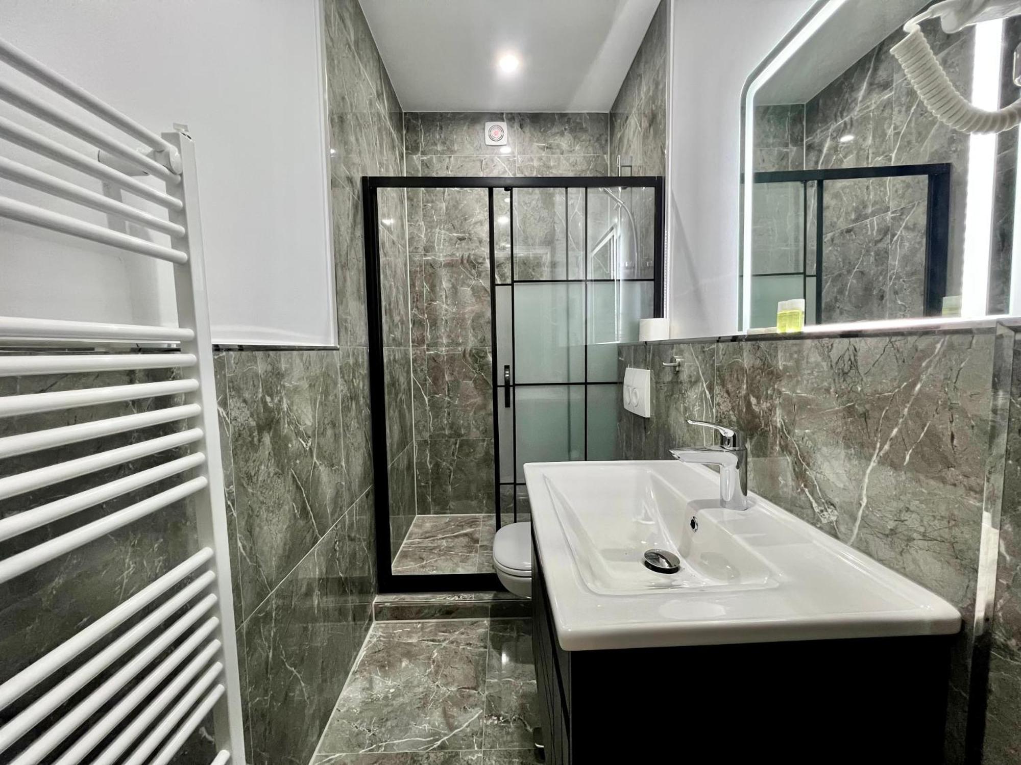Durmaz Hotel Hannover Luaran gambar